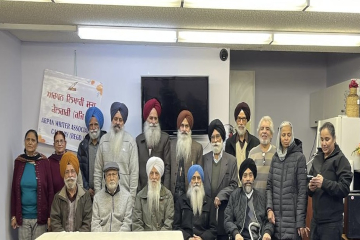 ਅਰਪਨ ਲਿਖਾਰੀ ਸਭਾ ਦੀ ਮੀਟਿੰਗ ਸਰਬੰਸ ਦਾਨੀ ਦਸ਼ਮੇਸ ਪਿਤਾ ਦੇ ਪਰਿਵਾਰ ਅਤੇ ਚਾਲ਼ੀ ਮੁਕਤਿਆਂ ਨੂੰ ਸਮਰਪਿਤ ਕੀਤੀ ਗਈ—ਸਤਨਾਮ ਸਿੰਘ ਢਾਅ, ਬਲਜਿੰਦਰ ਕੌਰ ਮਾਂਗਟ